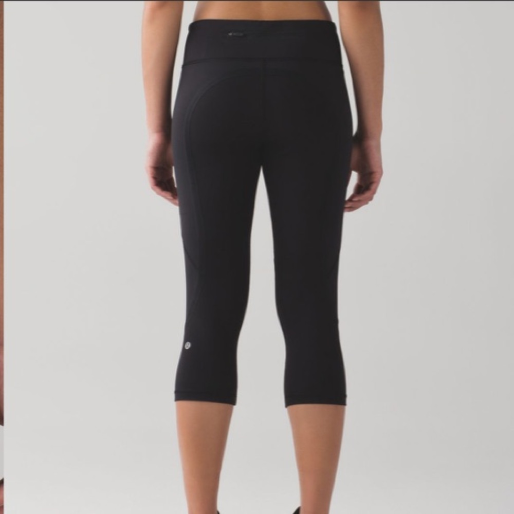 Lululemon On Track Crop (19") - Picture 1 of 6